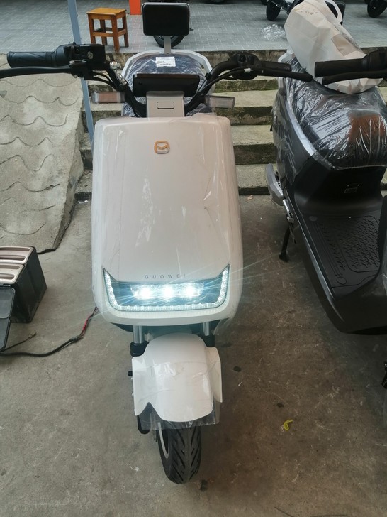 全新国威电动车，超级大坐桶，前碟后鼓刹，液...