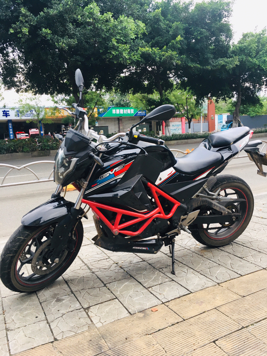 枭风250隆鑫发动机，车况良好，18年8月...