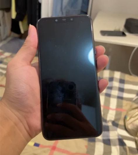 麦芒7 64G 不小心摔碎了，其他屏幕无受...