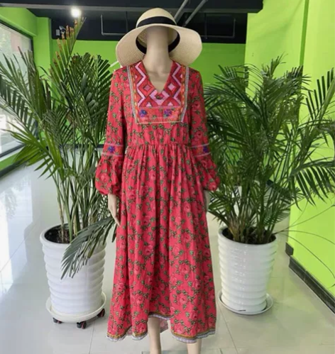 孤品红色民族风刺绣印花玫瑰花朵灯笼袖长款大...