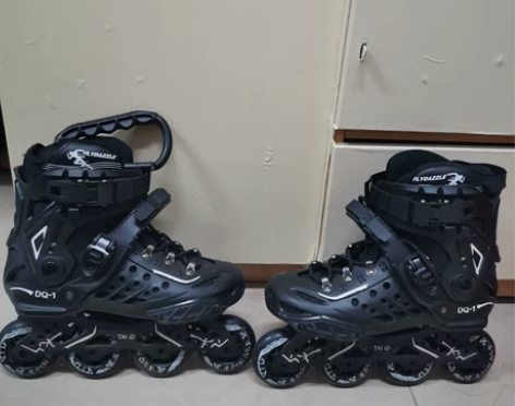 轮滑鞋男女溜冰鞋成年成人直排轮大学生平花轮...