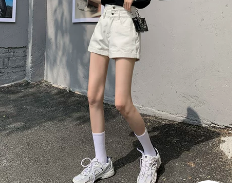 2021年新款超高腰白色牛仔短裤女夏季卷边...