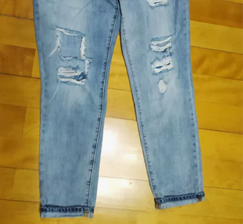 我哥从香港带回的GAP破洞仔裤（九分裤，露...