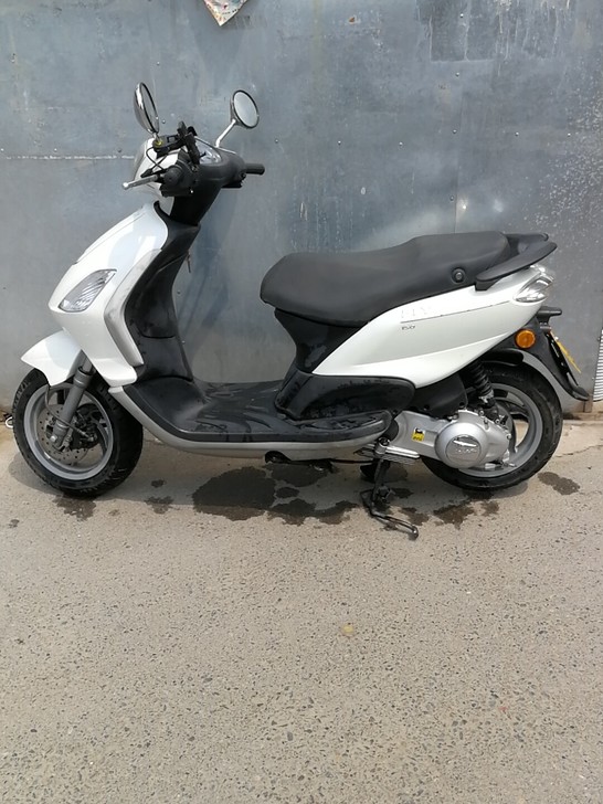 出口版比亚乔,16年,无违章,公户,一万三...