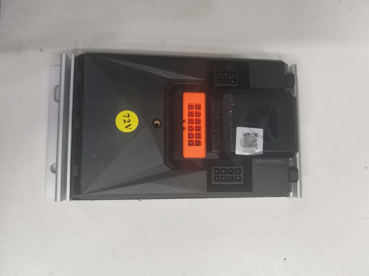 雅迪黑钻原厂无出线控制器