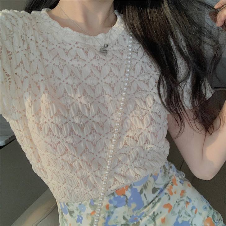 【礼遇价】甜美蕾丝衫上衣搭配复古碎花半身裙...