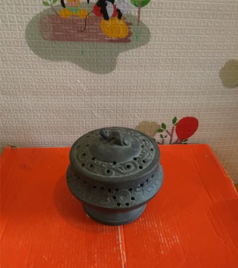 熏香炉摆件,紫砂制品,完好,实物拍摄,品相...