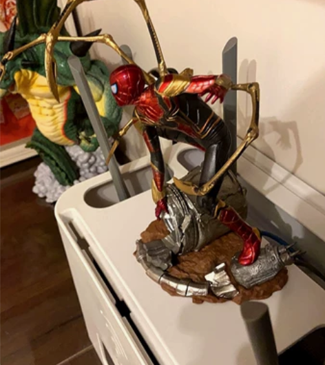 英雄远征电影复仇者联盟4钢铁蜘蛛侠手办模型...