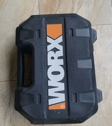 大量库存威克士工具箱不含曲线锯，有些外表有...