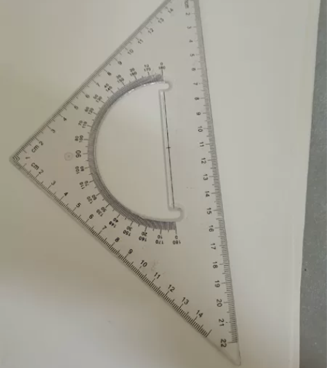 闲置太多了，宿舍放不下了…一个大三角尺还有...