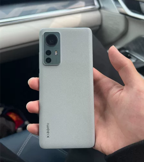 小米12 8+256 感兴趣的话点“我想...