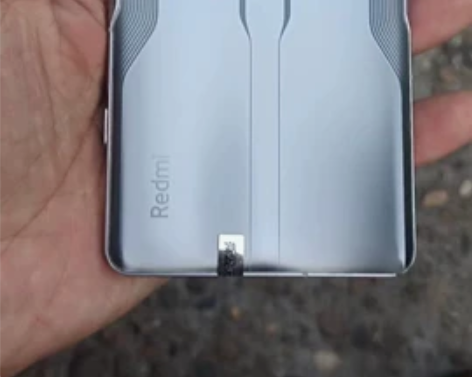出台红米K40游戏增强版大内存12+3+2...