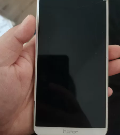 荣耀畅玩7X，4+64G，喜欢的来，功能都...