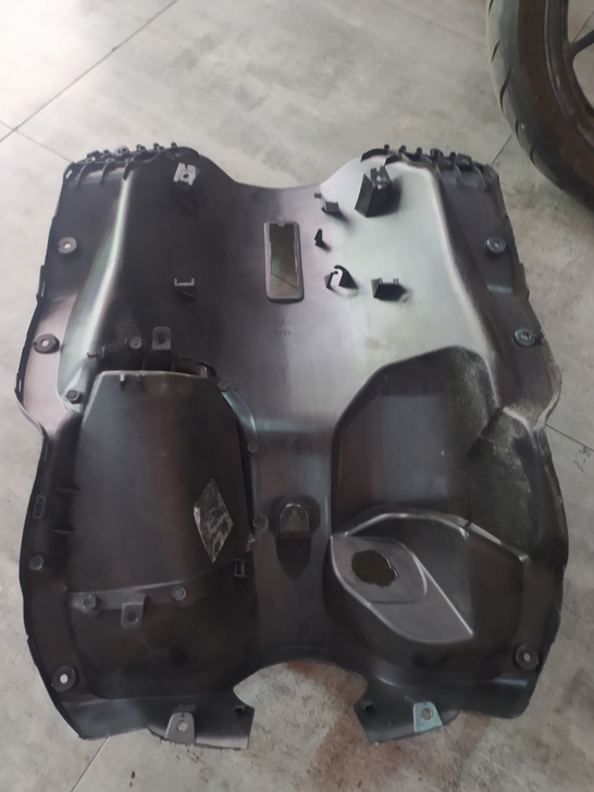 JYM125T-3A旭鹰内箱，轻微刮伤，卡...