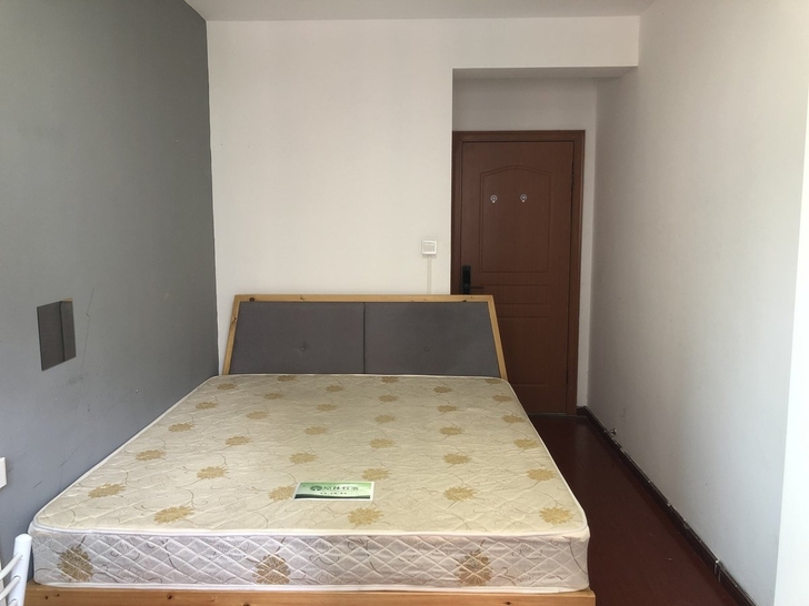 金沙湖 新沙家园 1房 朝南精装 含物业 ...