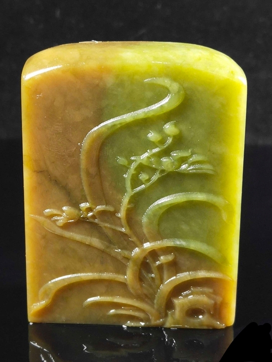 精品 丹东绿豆绿薄意兰花 素章石料 印章石...