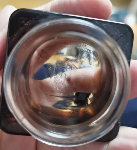 雅诗兰黛小棕瓶眼霜 还有一点没用完 低价转...