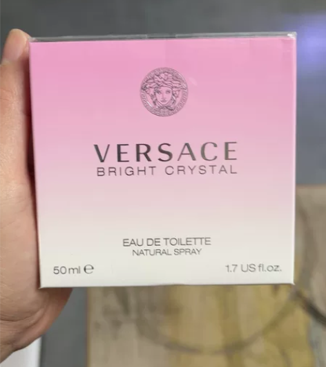 范思哲香水50ml 感兴趣的话点“我想要”...