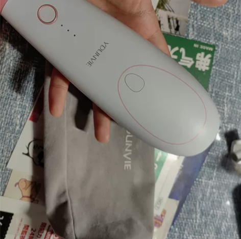 易科美纳米激光点阵嫩肤美容仪，修复痘坑，淡...