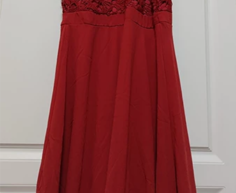 实物是暗红色，手机相机原因 感兴趣的话点“...