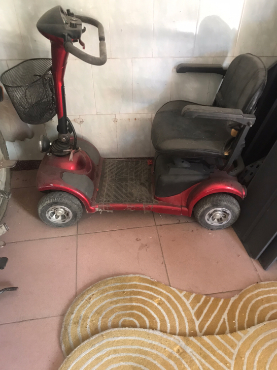 闲置转让300，电池还可以行十公里代步工具...