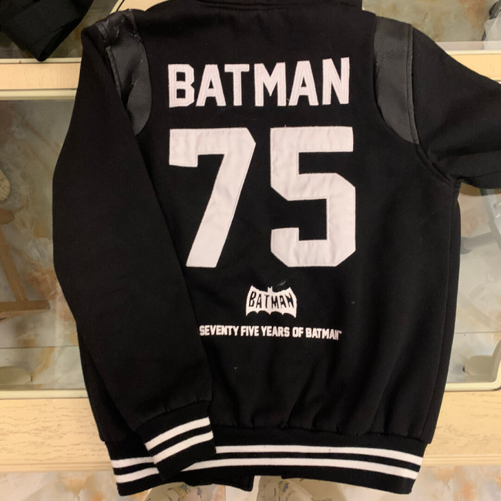 chocoolate和蝙蝠侠联名棒球外套 ...