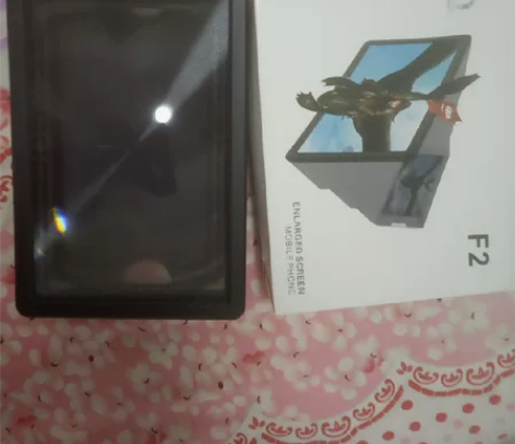 手机放大器，全新，需要的拿走 感兴趣的话点...