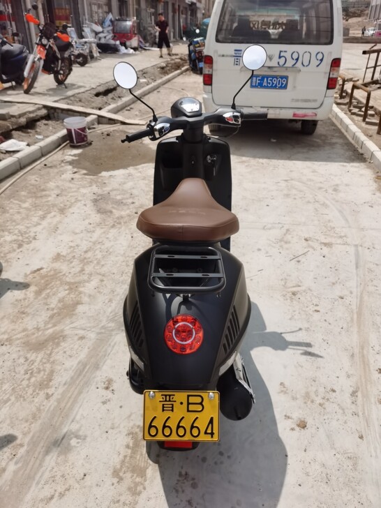 坤豪摩托车,手续齐全,随时过户,要的私聊,...
