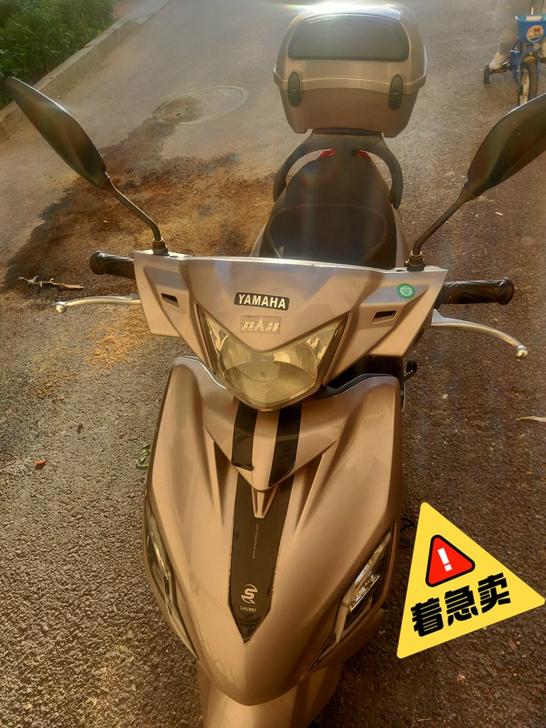 嘉吉牌  摩托车   个人一手  无刮碰 ...