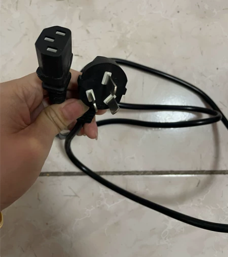 电脑显示器连接线。 感兴趣的话点“我想要”...