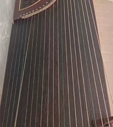 换琴了。便宜出一把闲置古筝。适合初学者。5...