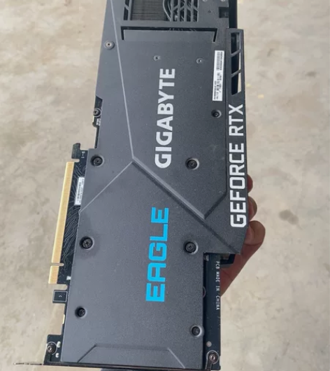 出8片3080技嘉猎鹰无锁  无箱说 卡一...