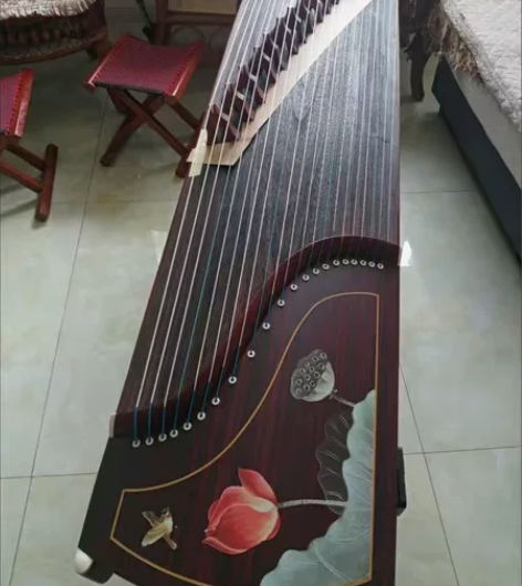 个人自用敦煌手工古筝，4000入手的，只用...