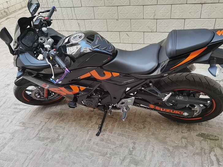 已出、铃木gsx250  20年九月的车3...