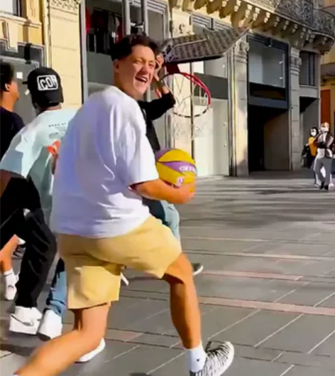 公司暑假培训结束剩余部分篮球，全新，PU软...