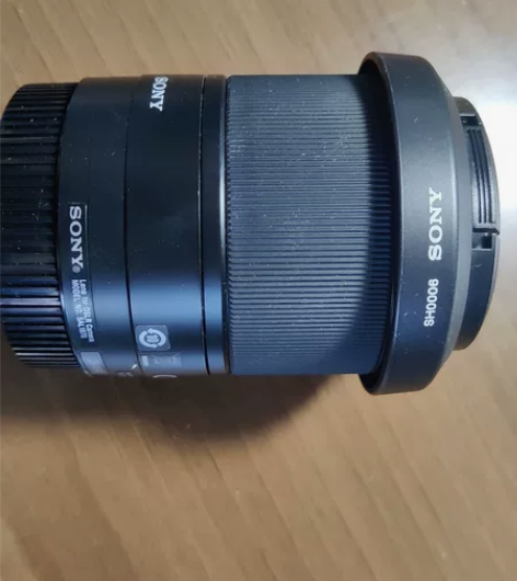 全新索尼镜头！转让包邮 感兴趣的话点“我想...