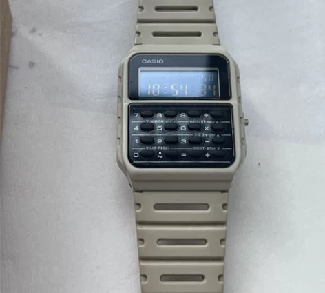 前任送的，casio CA-53WF-8B...