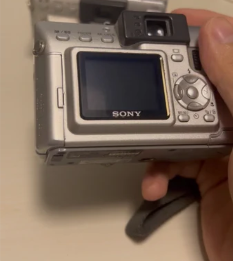 索尼v1 ccd相机 两台打包320 都是...