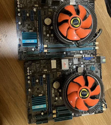 华硕H61 有2张 100一张包邮 感兴趣...