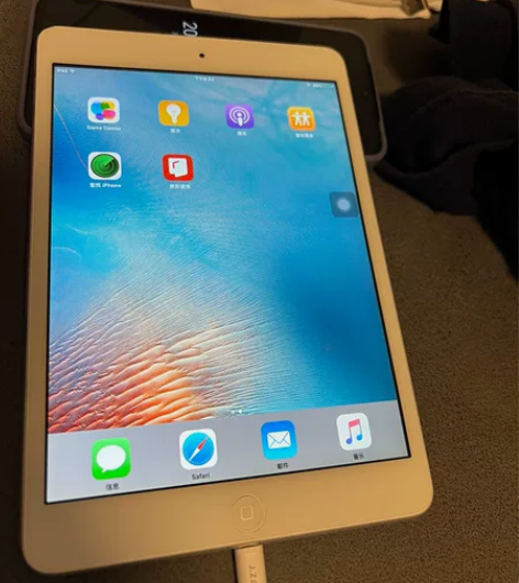 iPad mini1代，16G，东二环光明...