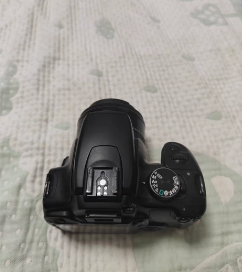 佳能400d单反套机，带50迷你镜头，原装...