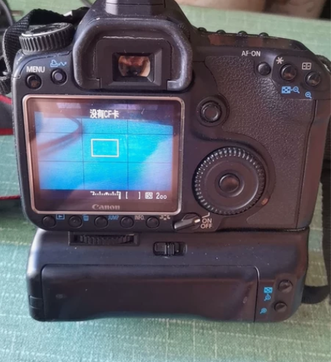 出一台闲置单反canon EOS 40D ...