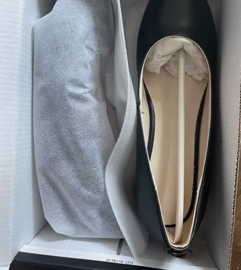 带点坡跟的软底鞋 39码 感兴趣的话点“我...