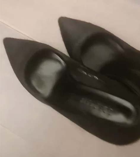 37码卡斯高马毛真皮单鞋，鞋跟九厘米带防水...