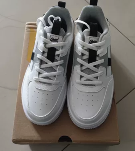 安踏 童 男鞋，尺码:37码，全新没穿过，...