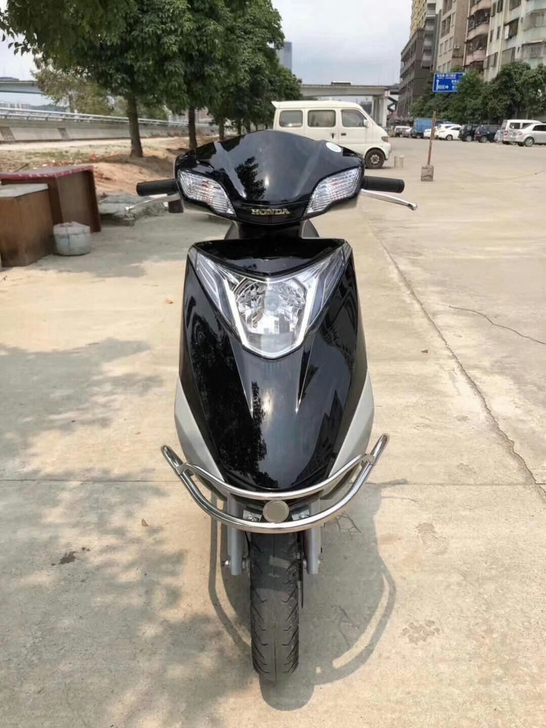 五羊本田睿御110cc，保养好，成色看图片...