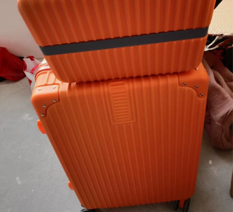 尾货清仓行李箱女拉杆箱男小清新学生密码旅行...