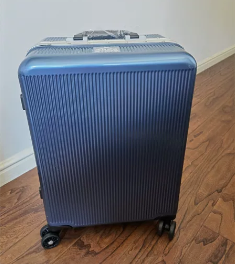 卡拉羊 行李箱，全新，铝合金拉杆箱，20寸...