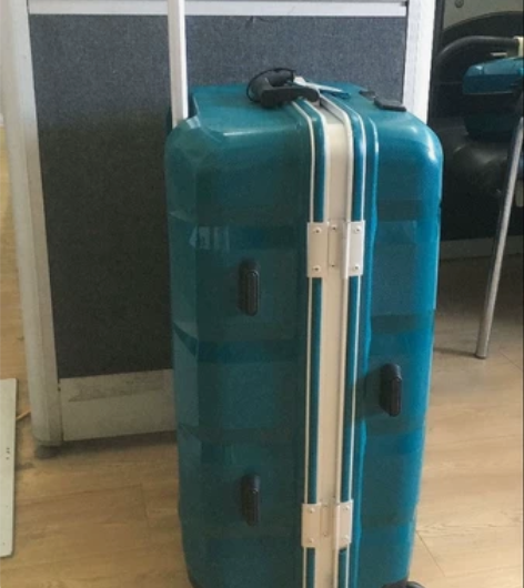 lucky club箱包拉杆箱24寸99成...