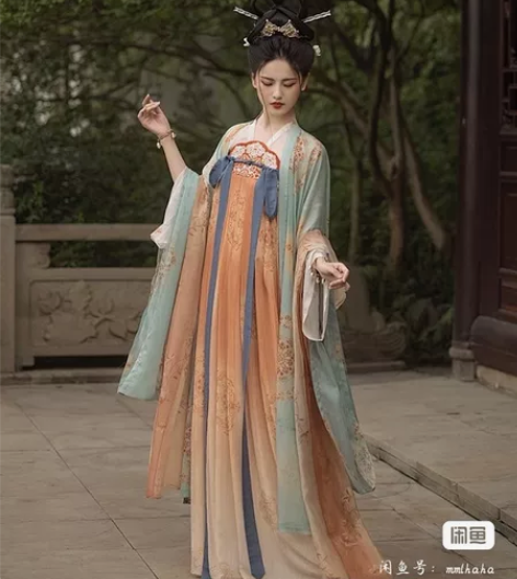 绝版南有嘉鱼汉服～簪花钿xl 三件套 短衫...